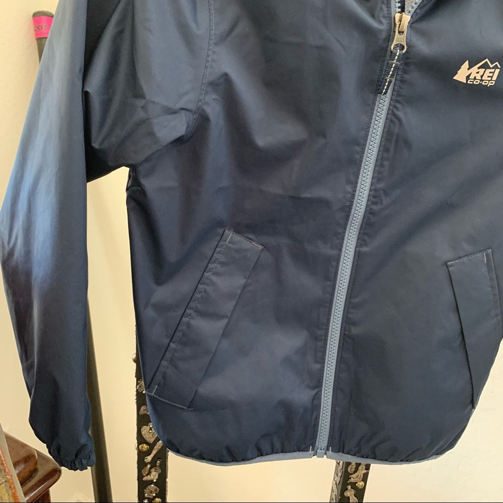 REI CO-OP KIDS RAINJACKET/WINDBREAKER with HOODIE - Picture 6 of 6